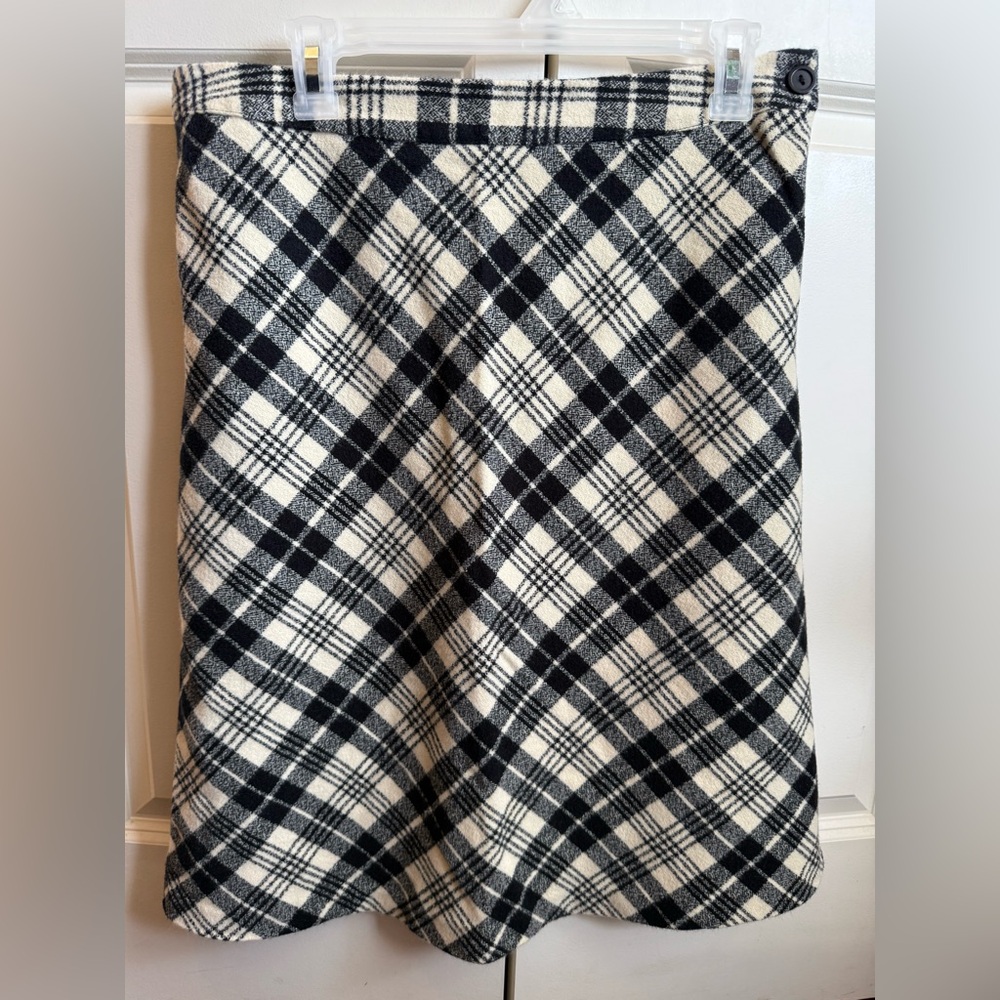 Forever 21 Plaid Black and White Women's Skirt Size L
